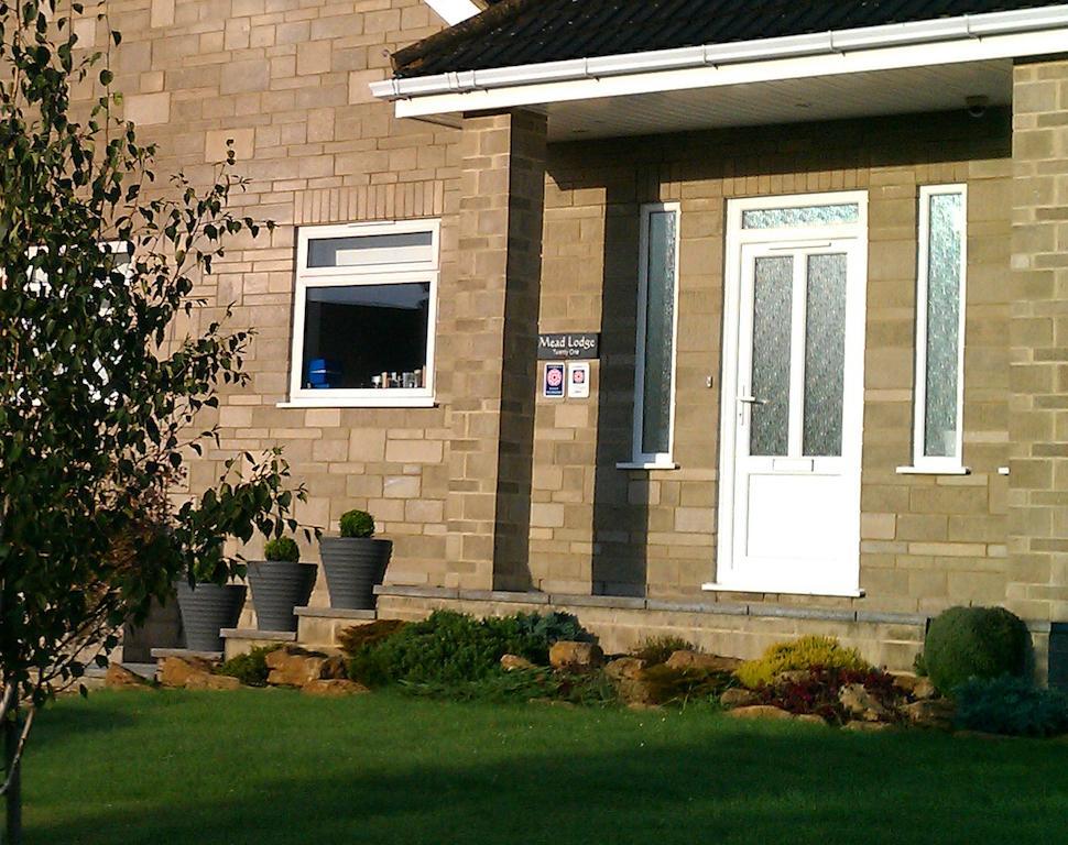 Mead Lodge B&B Corsham Exteriér fotografie