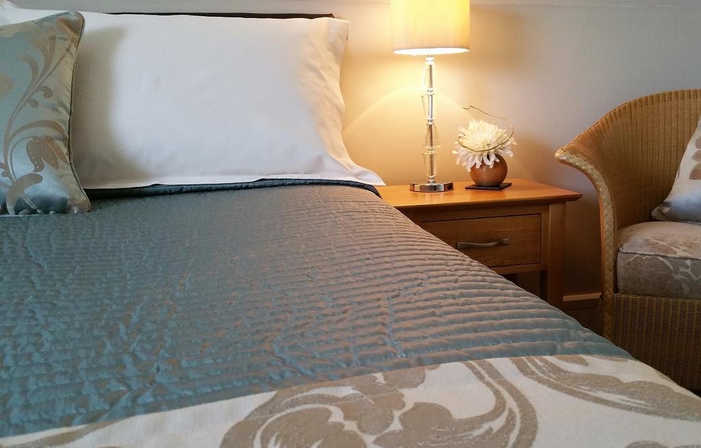 Mead Lodge B&B Corsham Exteriér fotografie